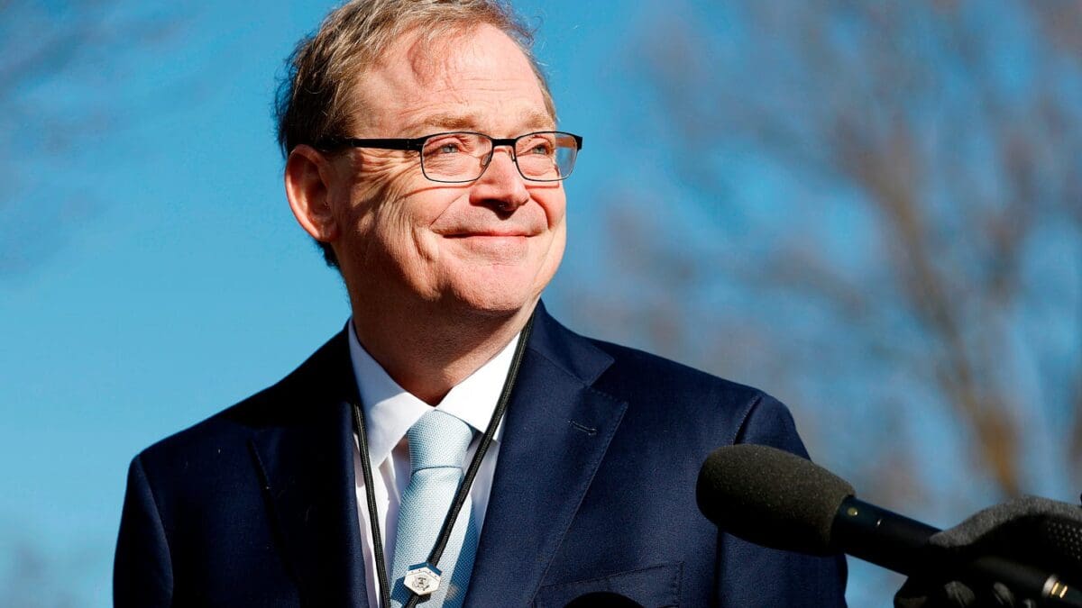 Meet Kevin Hassett: Conservatism’s Invincible Ignoramus