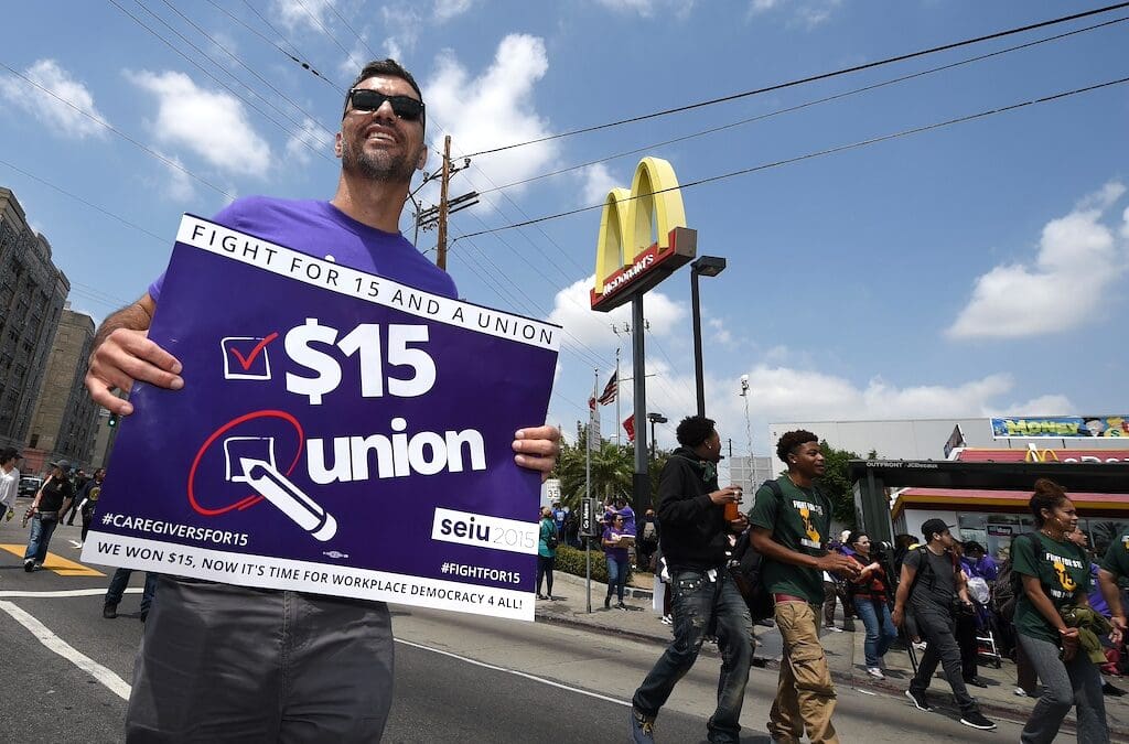 Democrats Should Constantly Talk About a Minimum Wage Hike