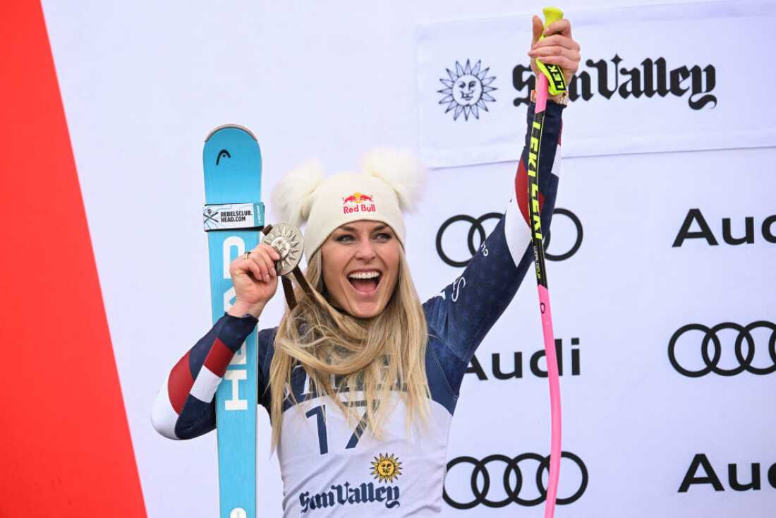 Lindsay Vonn sets a record straight out of retirement