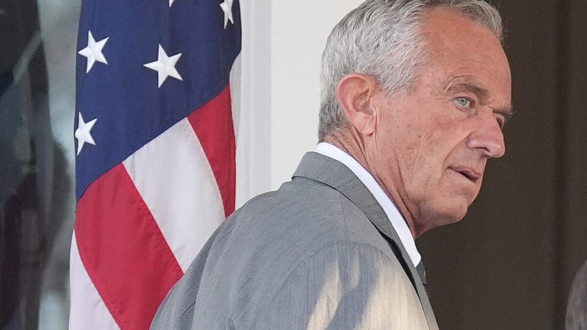 MAGA Influencers May Have Been Paid to Break With RFK
